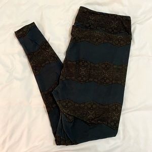 Lularoe TC leggings - teal, black and nude